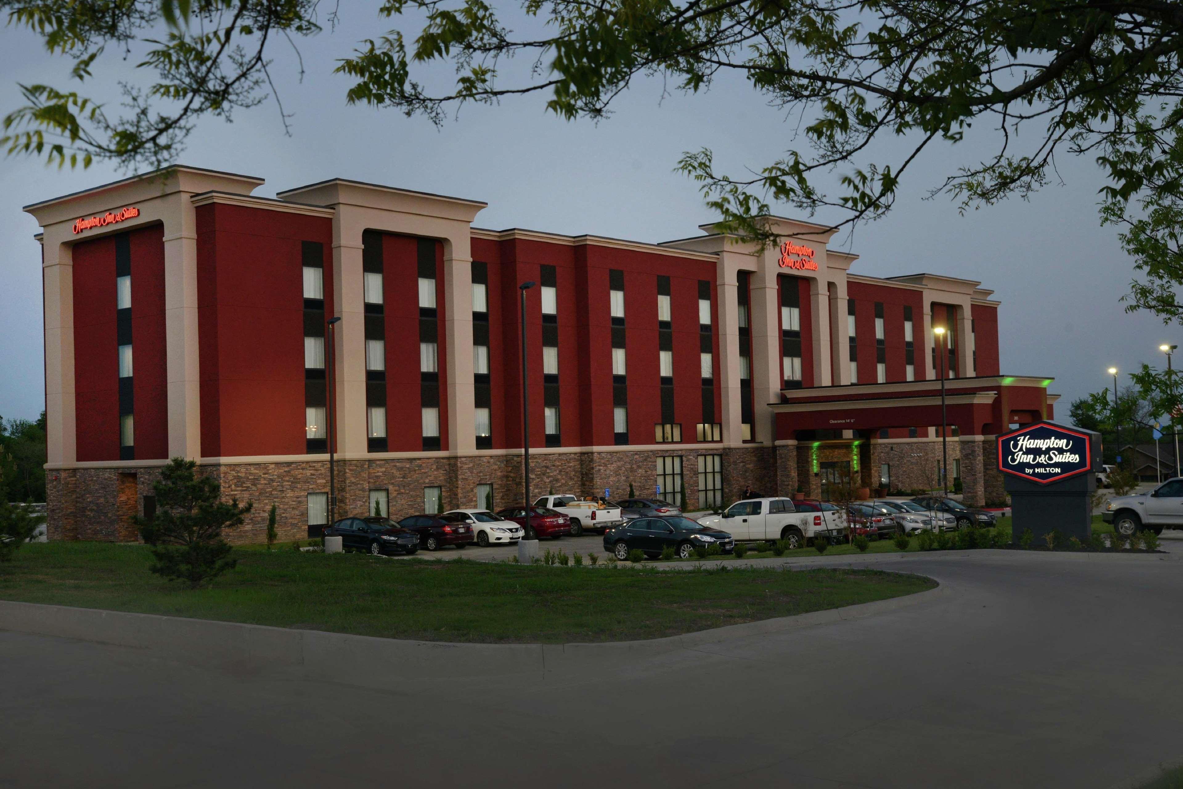Hampton Inn & Suites Ponca City Exteriör bild